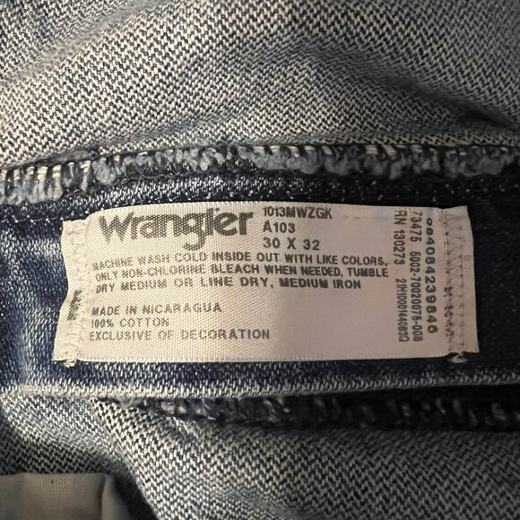 Wrangler - Picture 3 of 4